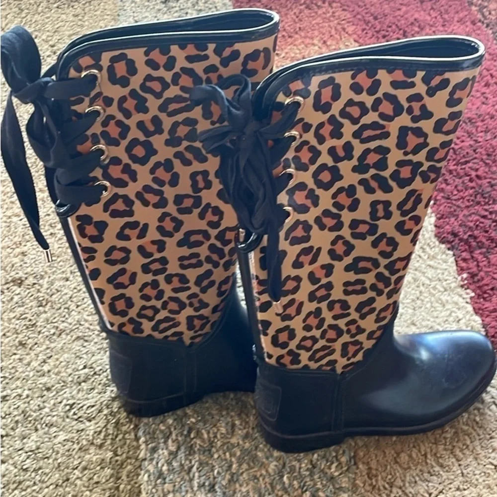 Authentic Coach Leopard Signature Outline “Tristee” Rain Boots - Picture 3 of 11